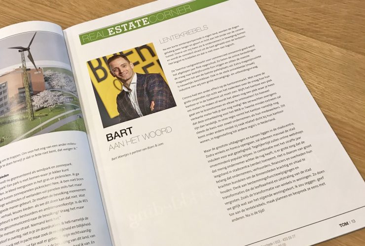 Magazine met de column van Bart Wientjes over commercieel onroerend goed in Twente